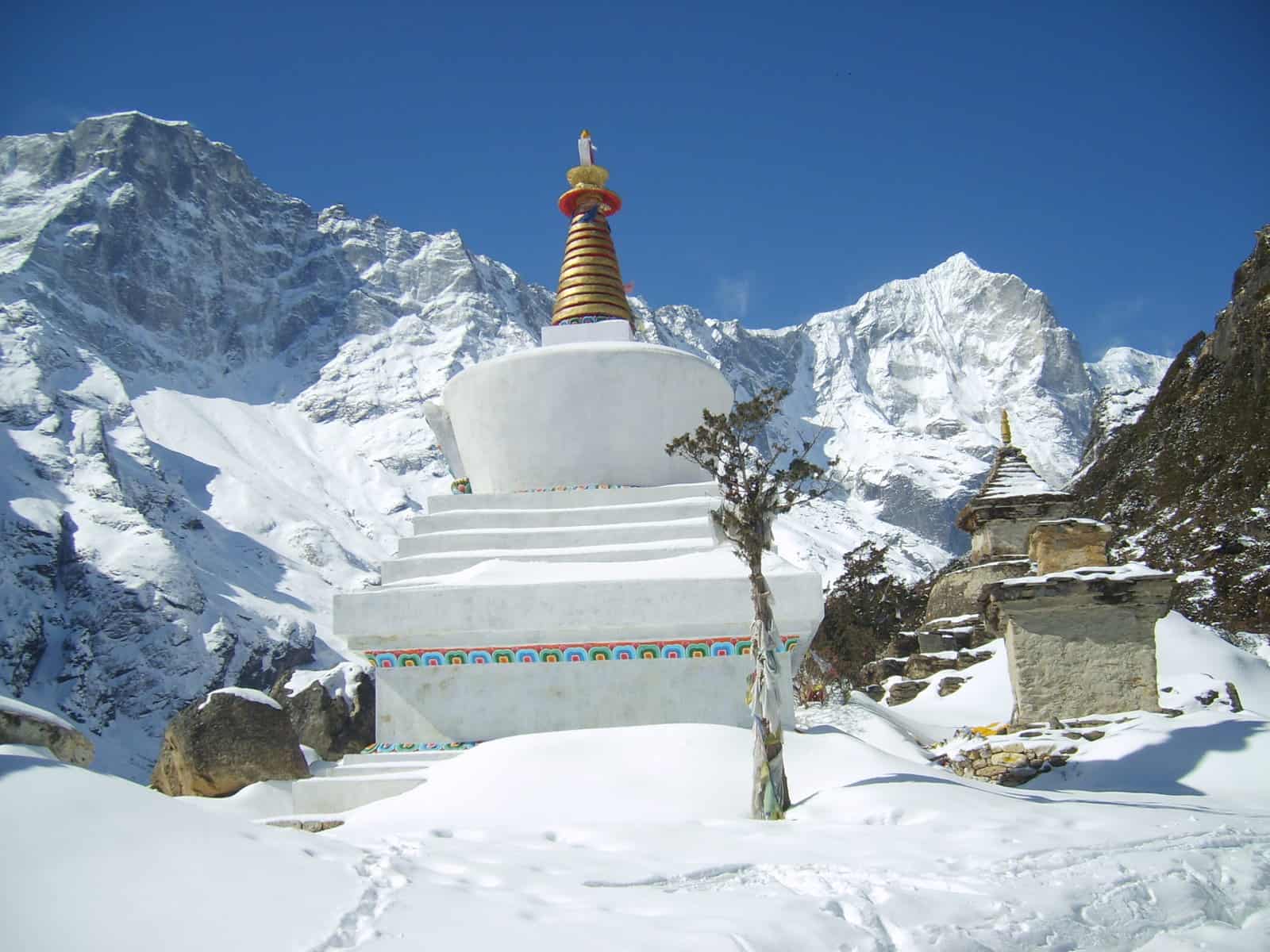 Everest Kalapatthar 1 scaled