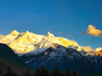 Annapurna Round Trekking Tour