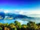 Blick von der Shanti Stupa auf den Phewa-See und Pokhara